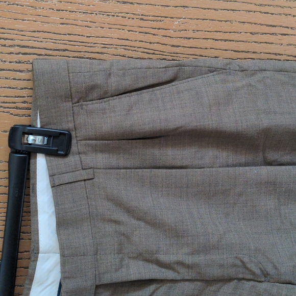 Dress pants - Picture 3 of 3